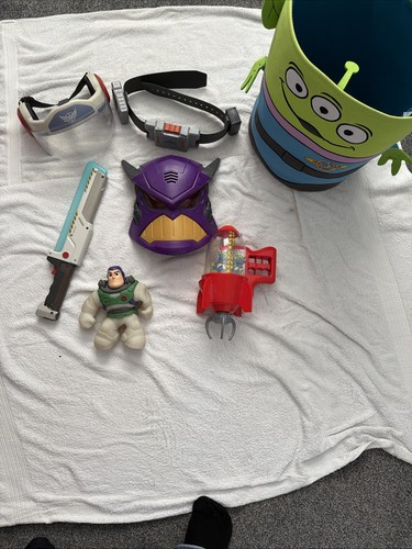 Pacchetto buzz lightyear toy - pacchetto,