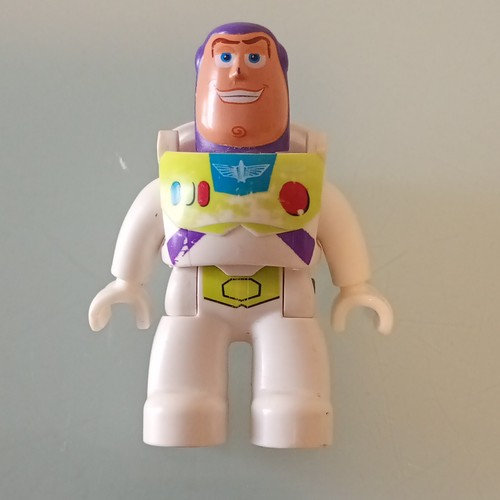 Lego minifigure buzz lightyear - buzz,